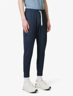 Vuori Sunday Brand-print Stretch Recycled-polyester Jogging Bottoms 9 Vuori Sunday Brand-print Stretch Recycled-polyester Jogging Bottoms -KOOPES Clothing Shop R04146305 INKHEATHER ALT02