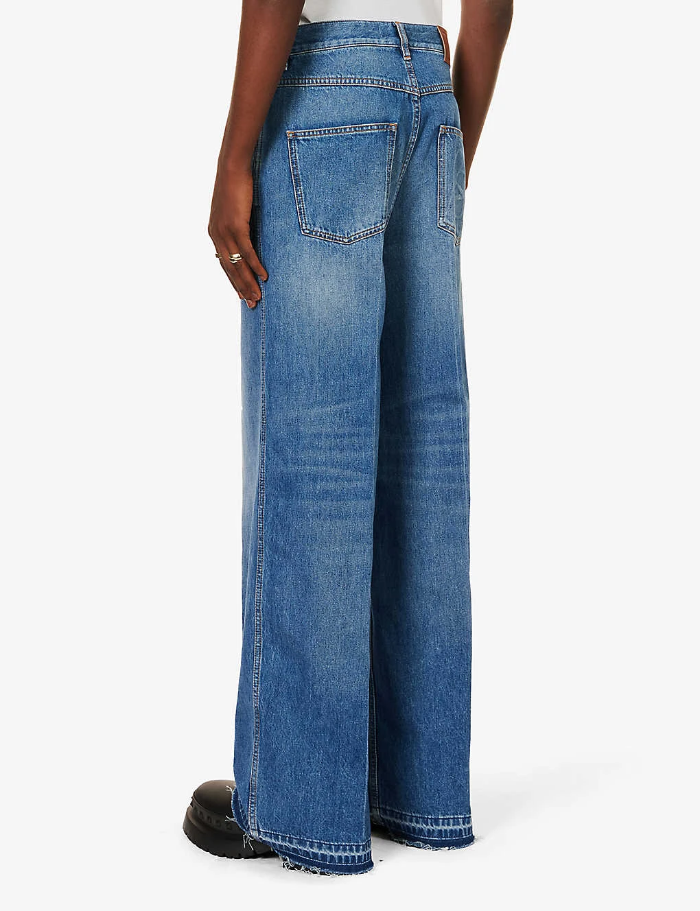 Valentino Branded-pocket Contrast-stitching Relaxed-fit Jeans 6 Valentino Branded-pocket Contrast-stitching Relaxed-fit Jeans - Image 4